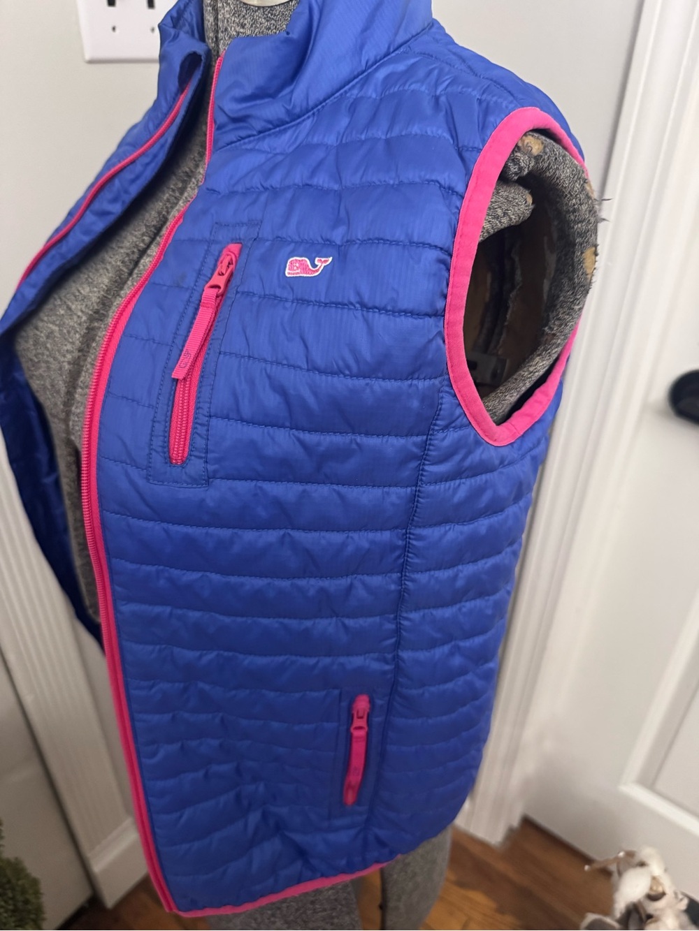 Vineyard Vines Girls Quilted Blue Vest with Pink Trim Medium 10/12